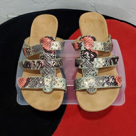 Vionic Colorful Snake Pattern Wedges - Picture 2 of 15